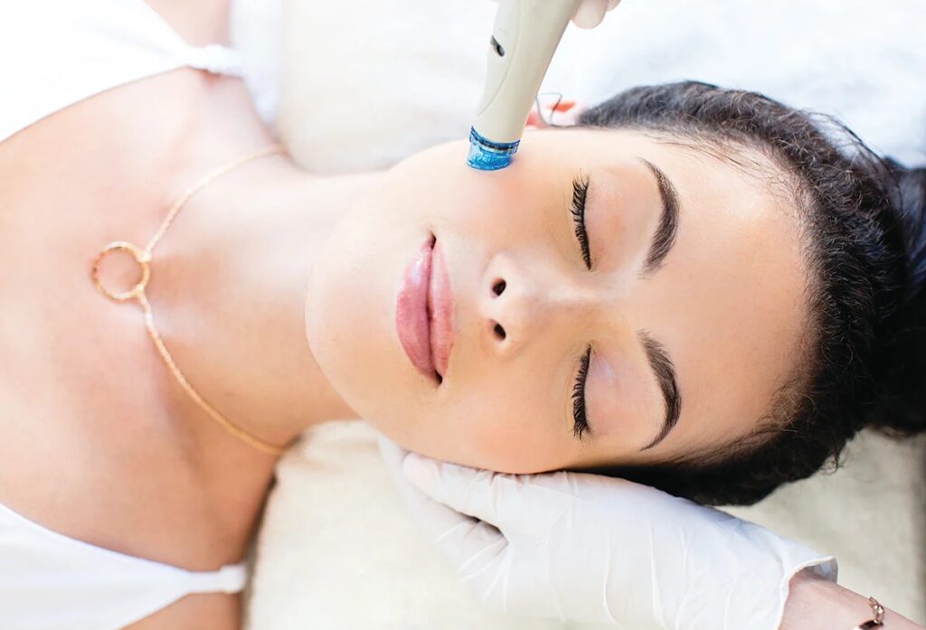 Hydra facial will improve your skin like a celebrity, know its benefits